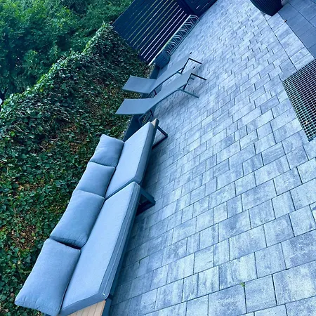 Apartment Totugdynia 6 *